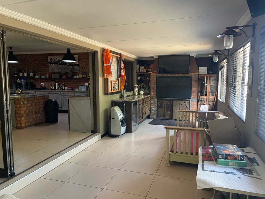 3 Bedroom Property for Sale in Pellissier Free State